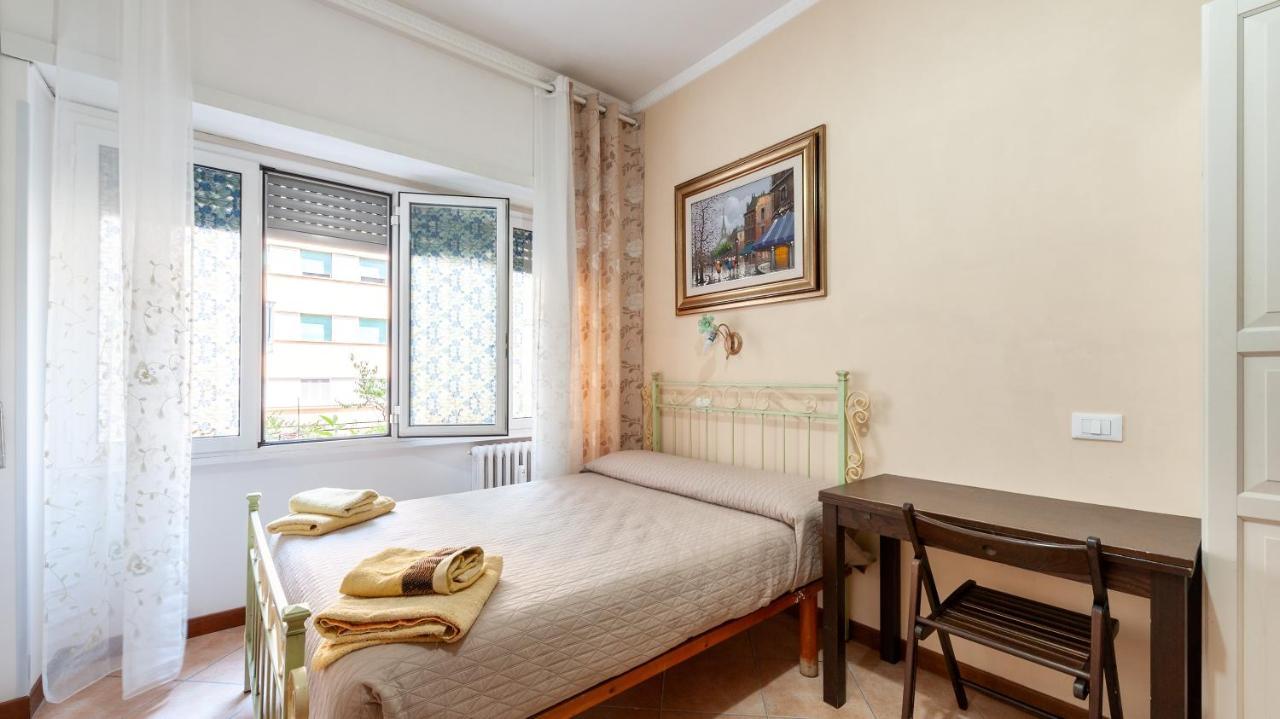 Vatican Rose Aparthotel โรม ภายนอก รูปภาพ