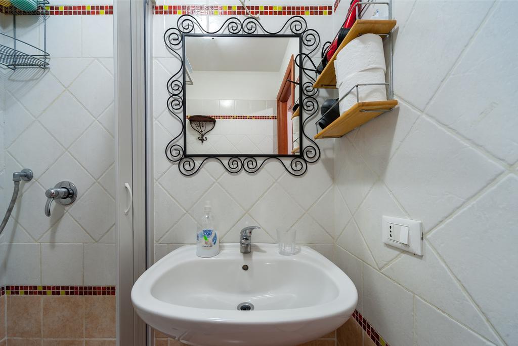 Vatican Rose Aparthotel โรม ภายนอก รูปภาพ